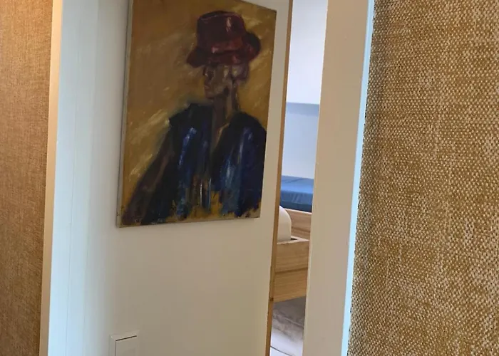 Botel Hotelschip City, In De Zomer én De Winter! Amsterdam