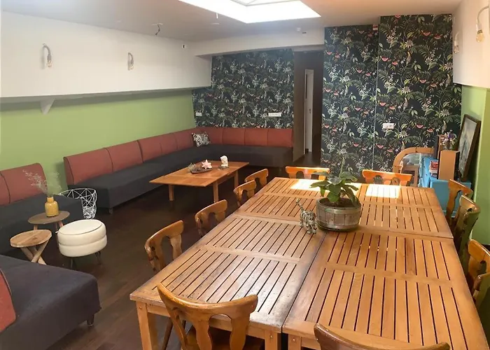 Hotelschip City, In De Zomer én De Winter! * Amsterdam