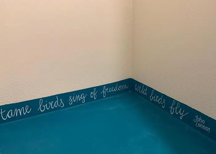 Hotelschip City, In De Zomer En De Winter! 船屋