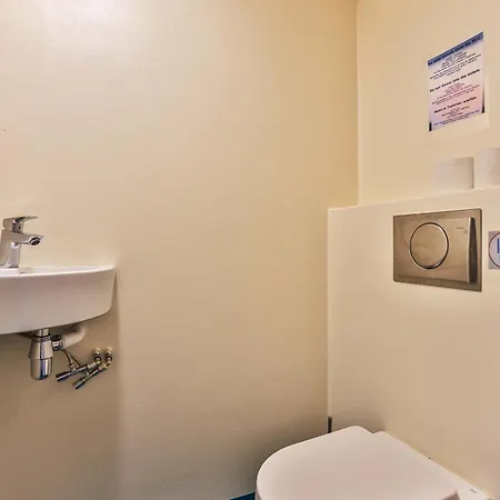 Hotelschip Bracksand City, In De Zomer én De Winter! * Amsterdam